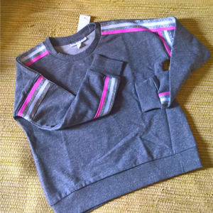 NWT Rockets of Awesome Girls  SZ 7 Gray Sweatshirt